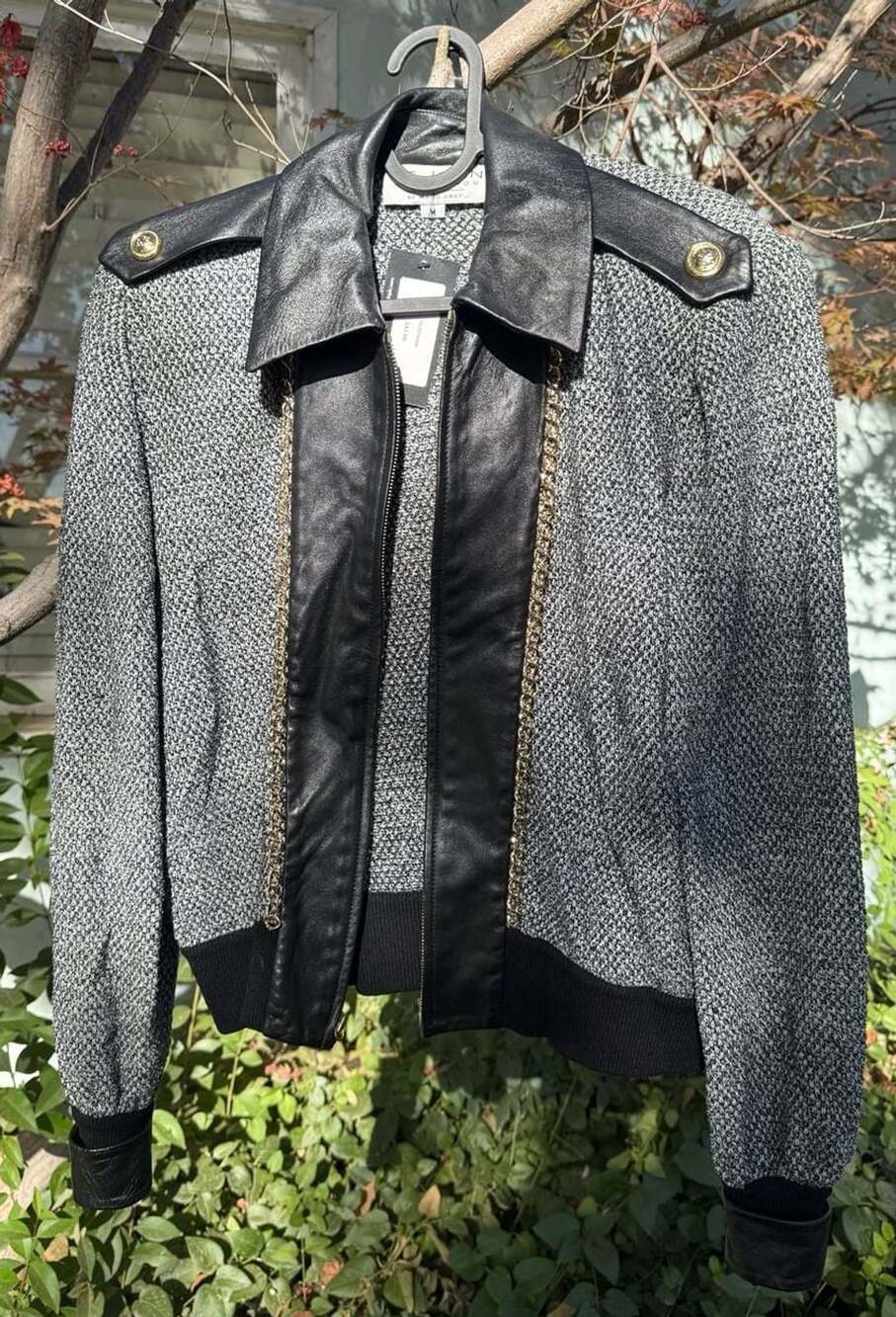 St. John Collection Leather Trim Tweed Jacket Size M Black White Gold Chain